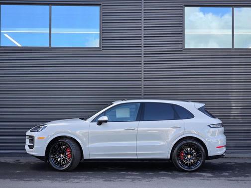 2026 Porsche Cayenne S