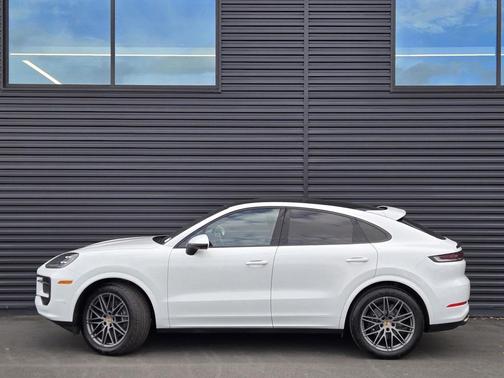 2025 Porsche Cayenne Cayenne