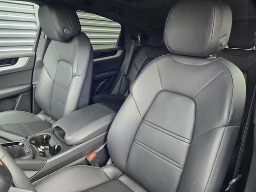 2025 Porsche Cayenne Cayenne