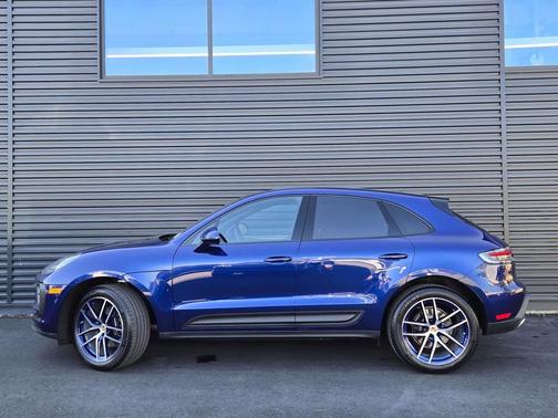 2025 Porsche Macan T