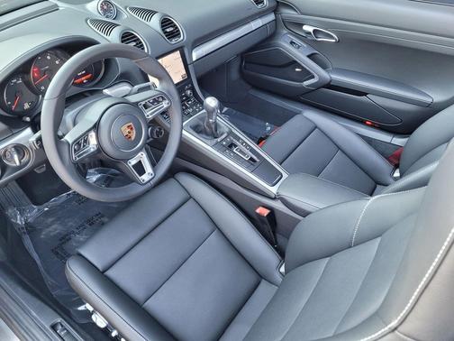 2025 Porsche 718 Boxster Style Edition