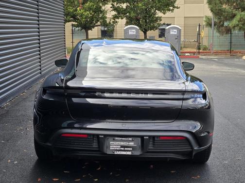 2024 Porsche Taycan Base