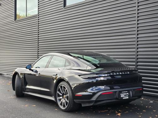2024 Porsche Taycan Base