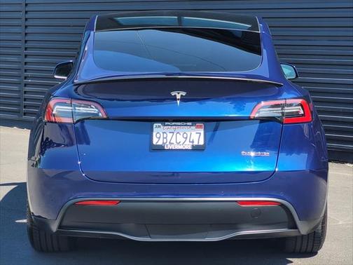 2022 Tesla Model Y Performance Dual Motor All-Wheel Drive