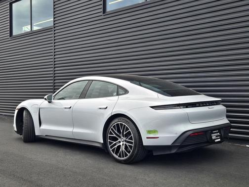 2023 Porsche Taycan Base (A2)