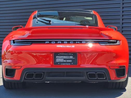 2021 Porsche 911 Turbo S
