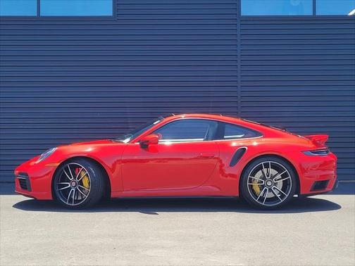 2021 Porsche 911 Turbo S