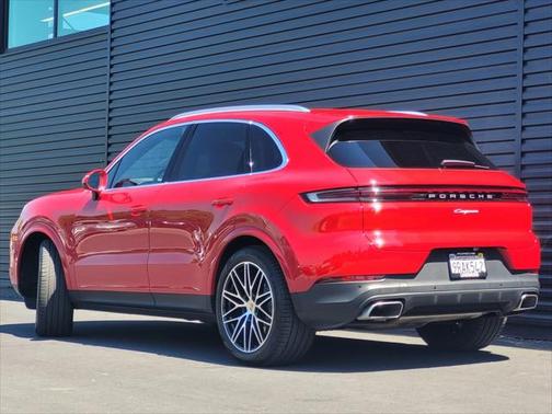 2024 Porsche Cayenne