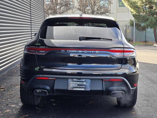 2025 Porsche Macan 