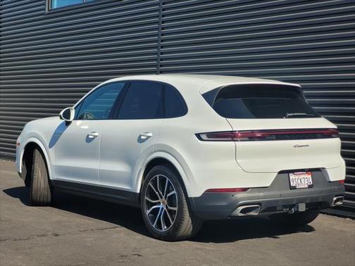 2025 Porsche Cayenne Base