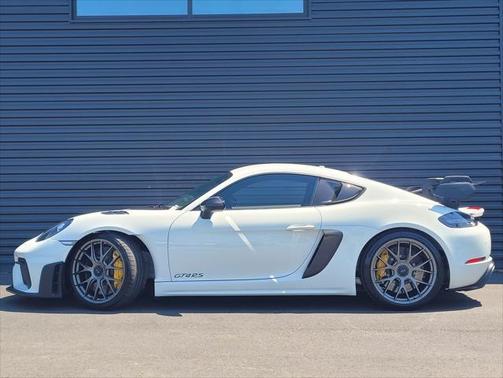 2024 Porsche 718 Cayman GT4 RS