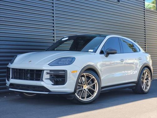 2024 Porsche Cayenne Turbo GT