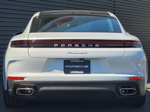 2025 Porsche Panamera