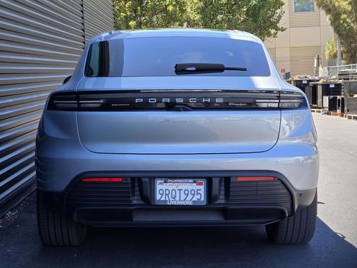 2024 Porsche Macan 4