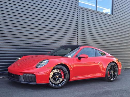 2025 Porsche 911 Carrera GTS