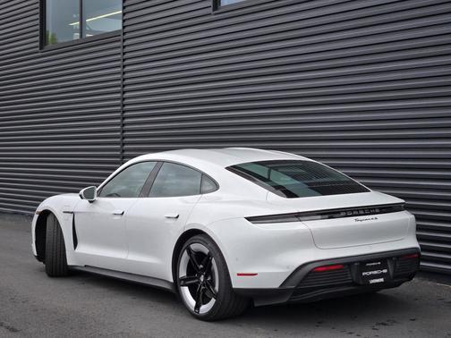 2025 Porsche Taycan 4S