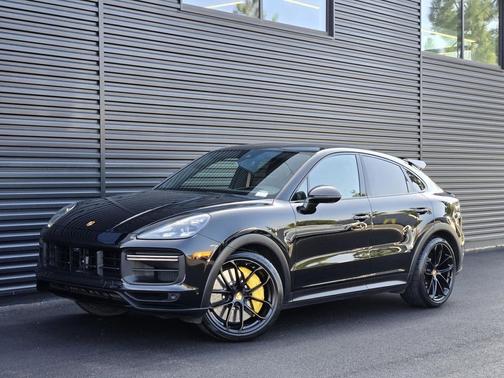 2023 Porsche Cayenne Turbo GT