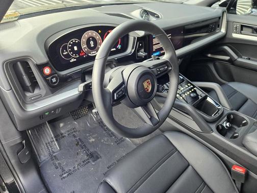 2025 Porsche Cayenne Cayenne