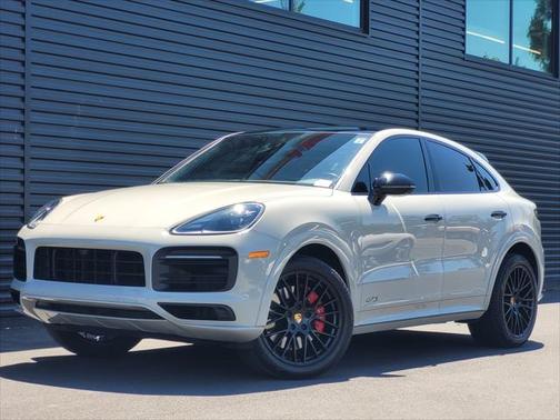 2022 Porsche Cayenne GTS