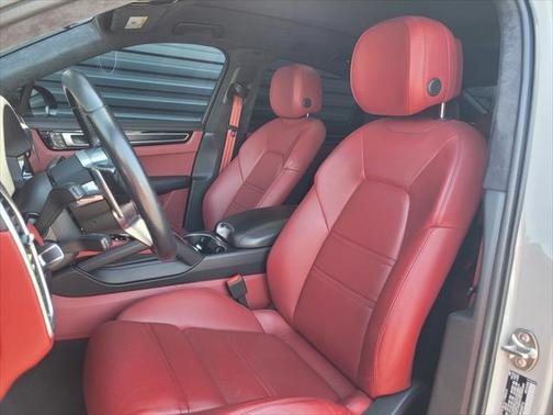 2022 Porsche Cayenne GTS