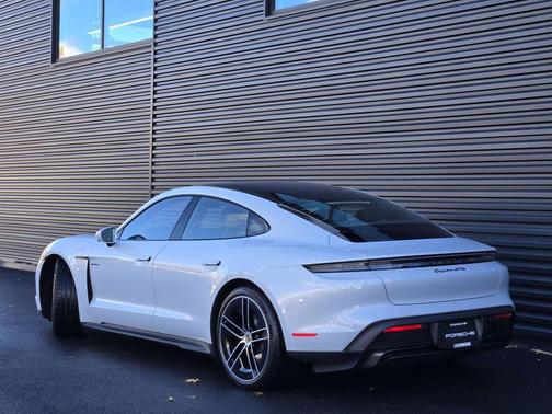 2026 Porsche Taycan GTS