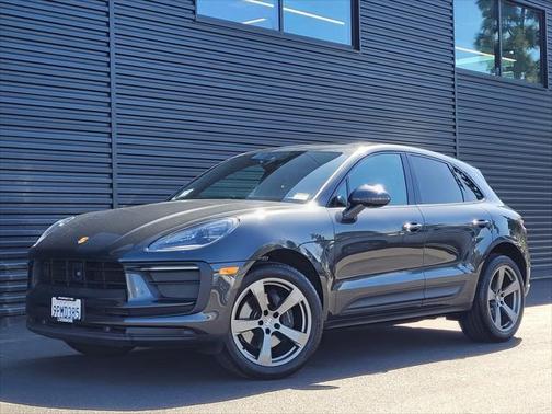 2024 Porsche Macan Base