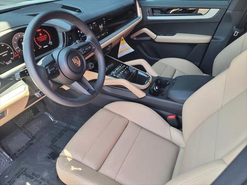 2025 Porsche Cayenne