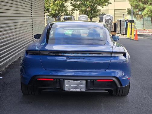 2026 Porsche Taycan GTS