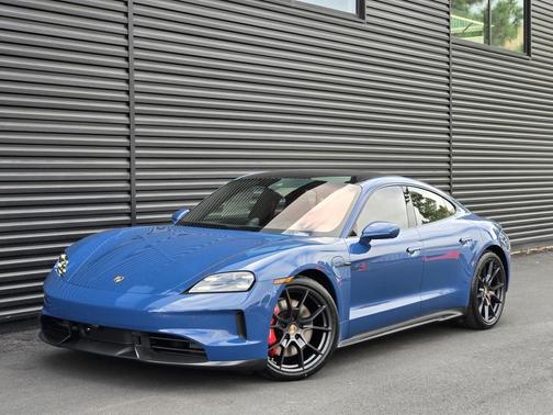 2026 Porsche Taycan GTS