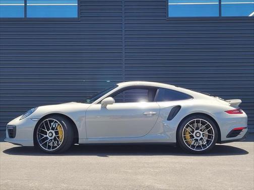 2019 Porsche 911 Turbo S