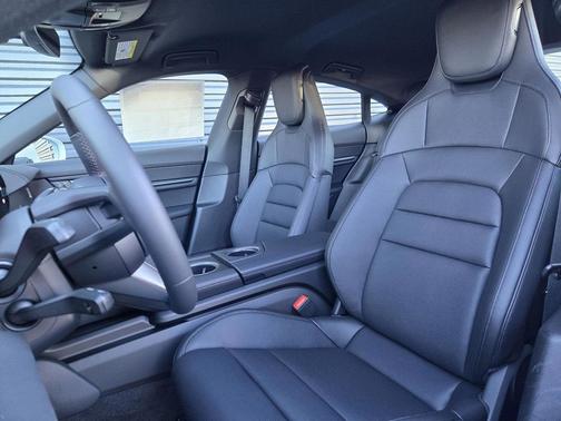 2026 Porsche Taycan 4