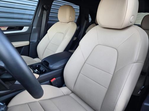 2025 Porsche Cayenne Cayenne