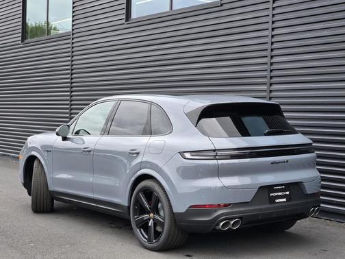 2026 Porsche Cayenne S