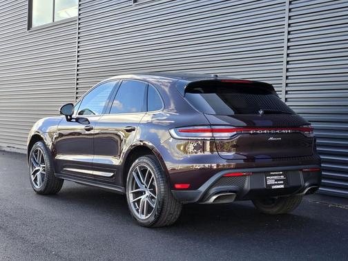 2025 Porsche Macan 