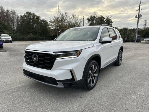 2025 Honda Pilot Touring
