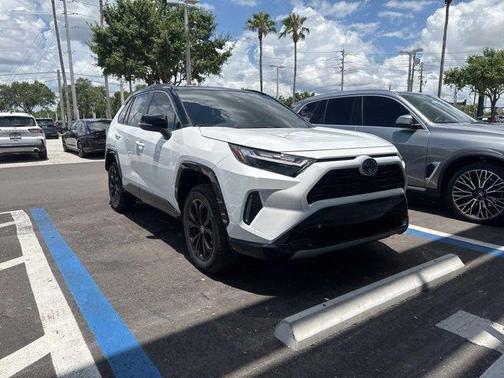2023 Toyota RAV4 Hybrid XSE