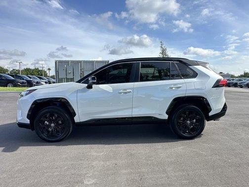 2023 Toyota RAV4 Hybrid XSE