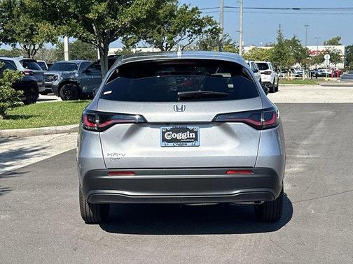 2026 Honda HR-V LX