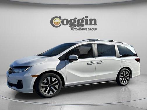 White 2026 Honda Odyssey EX-L