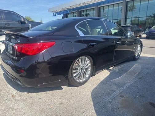 2015 INFINITI Q50 Premium