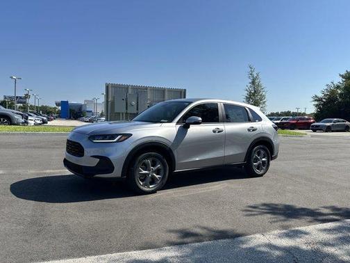 2026 Honda HR-V LX