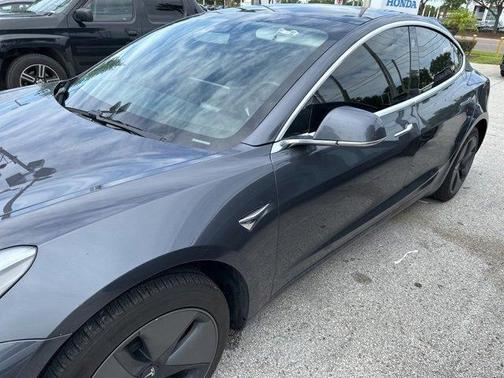 2019 Tesla Model 3 Standard Range Plus