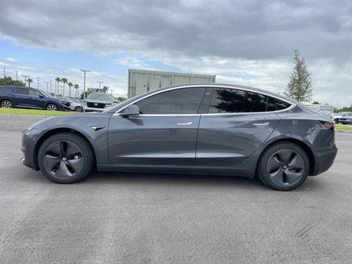 2019 Tesla Model 3 Standard Range Plus