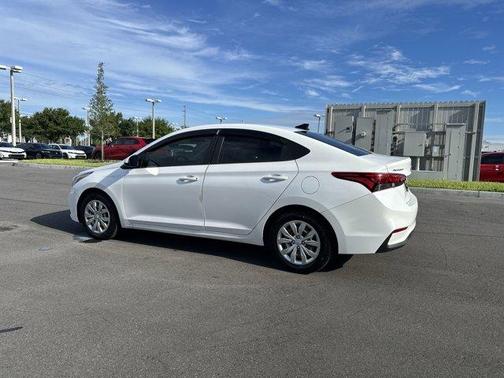 2019 Hyundai Accent SE