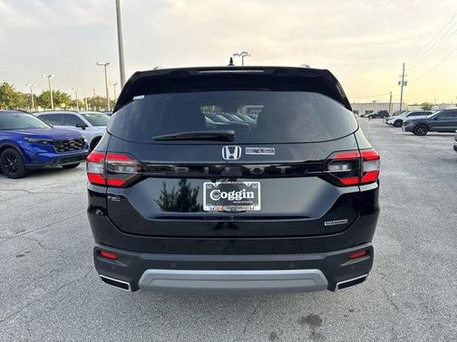 2025 Honda Pilot Touring