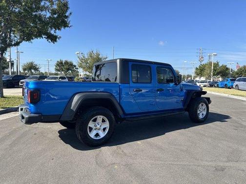 2020 Jeep Gladiator Sport