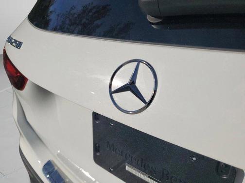 2025 Mercedes-Benz GLA 250 Base