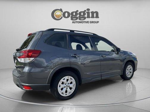 Magnetite Gray Metallic 2020 Subaru Forester Base (CVT)