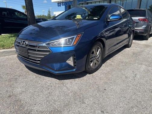 2019 Hyundai ELANTRA SEL