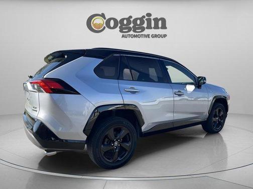 2020 Toyota RAV4 Hybrid XSE